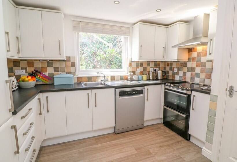 Glenmount Cottage