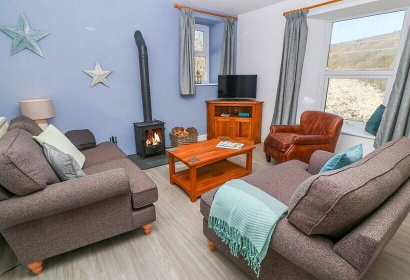 Glenmount Cottage