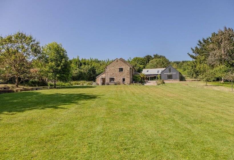 Linham Barn
