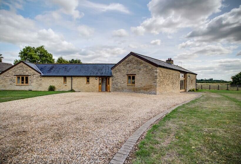 Lower Farm Barn