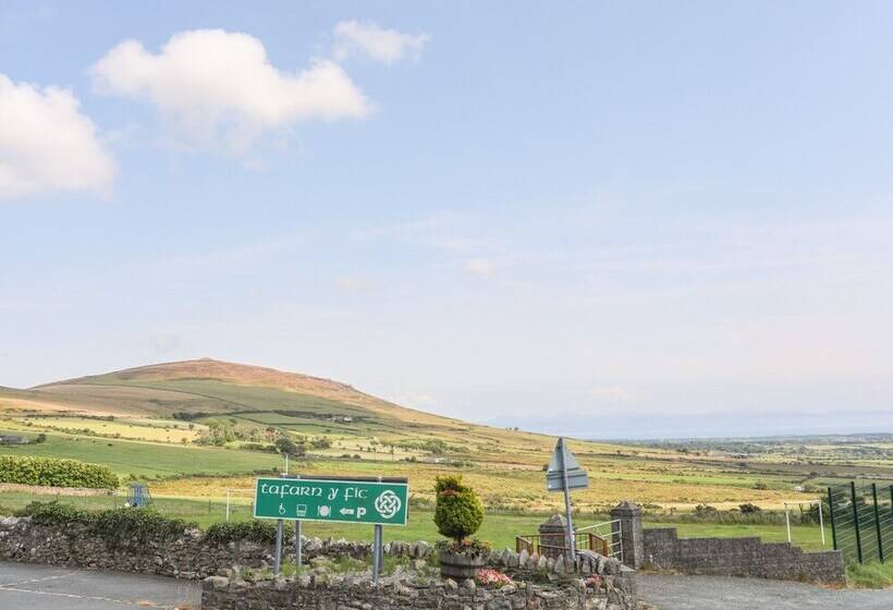 Pen Y Groes