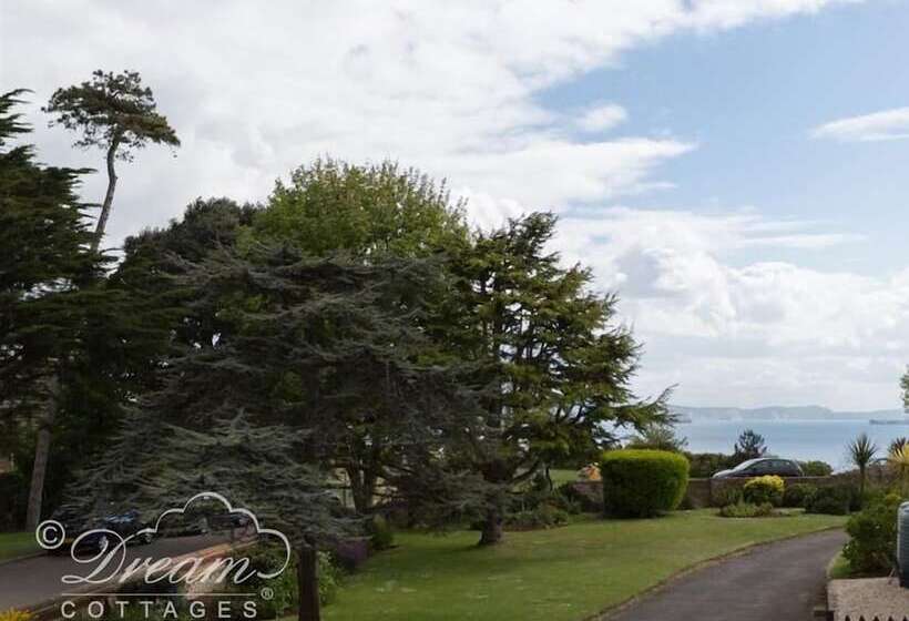 Redcliff View Lodge