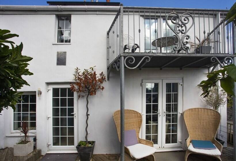 Rhianfa Cottage