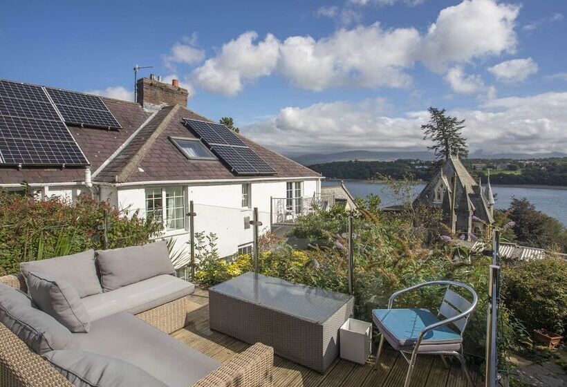 Rhianfa Cottage