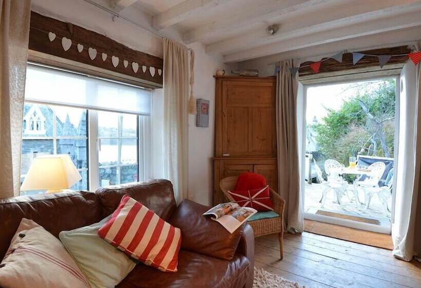 Rhianfa Cottage