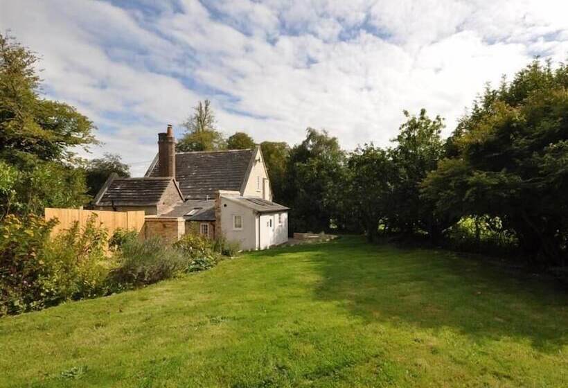 Warmwell Lodge