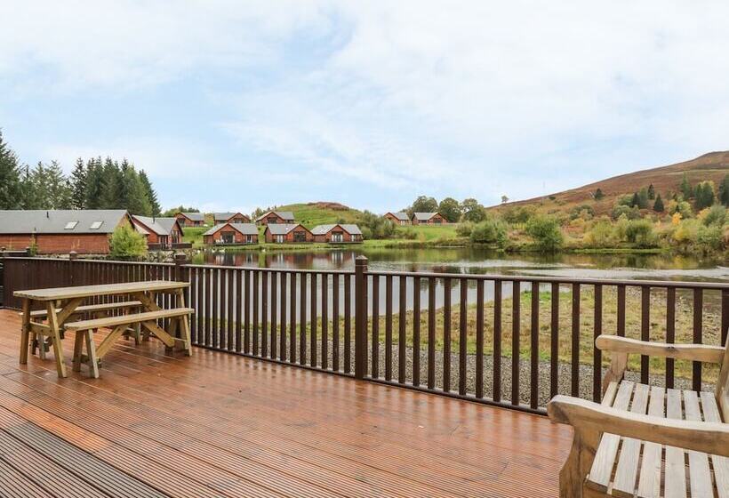 Burnside Lodge