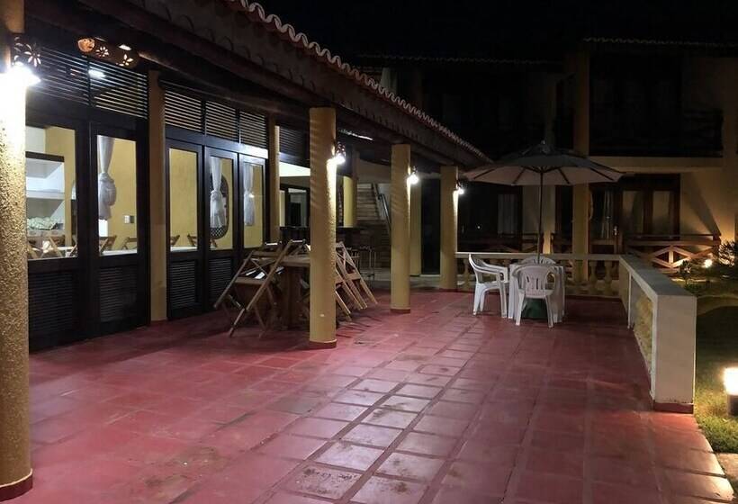 مسافرخانه Pousada Solarium Prainha