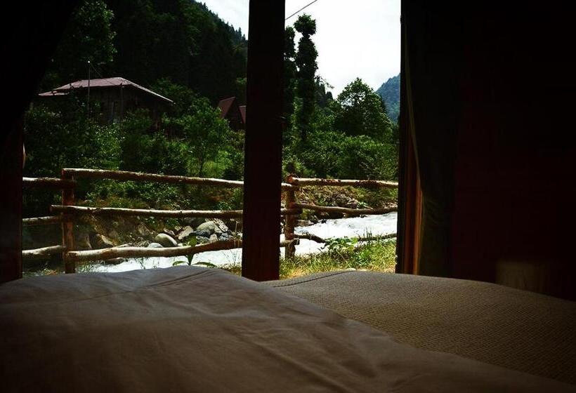 酒店 Foga Bungalov