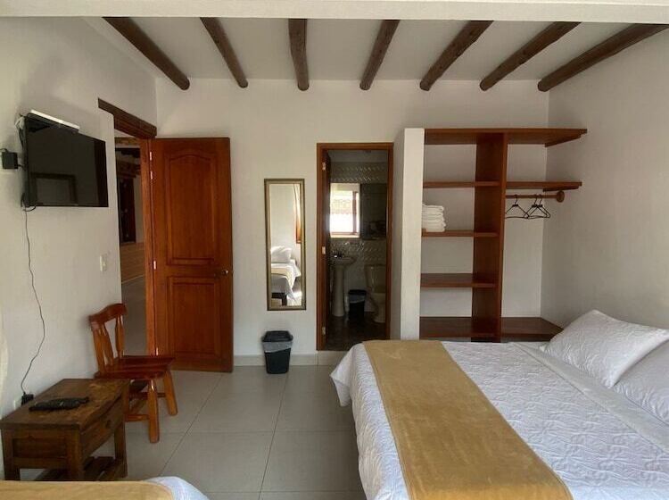 هتل Hospedaje Villa Monica