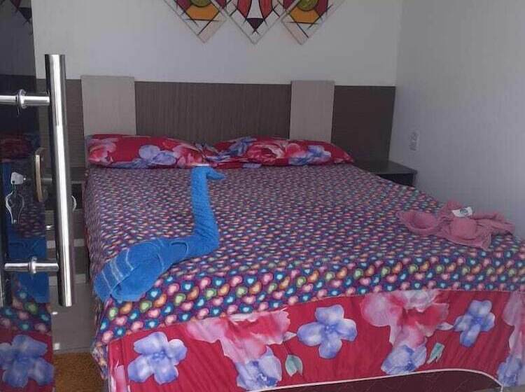 בית מלון כפרי Hostel Airla
