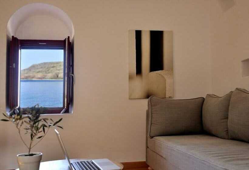 酒店 Pirgos Mavromichali