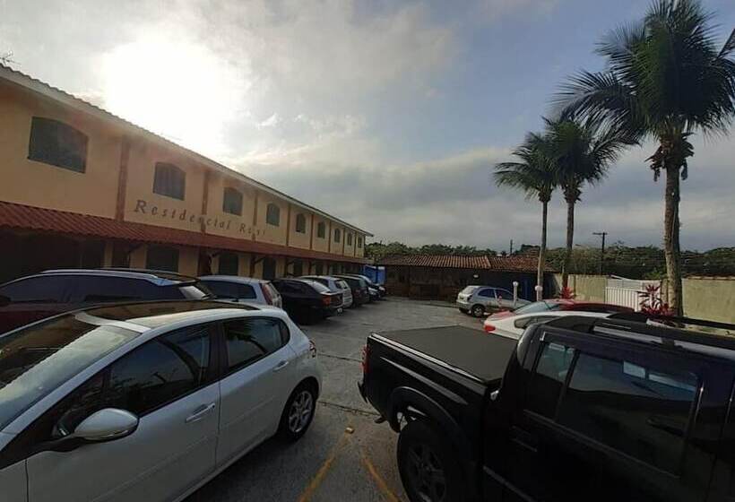 ホテル Residencial Rosi