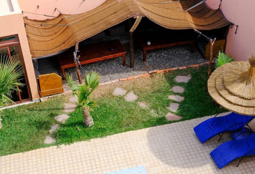 پانسیون Dar Iziki