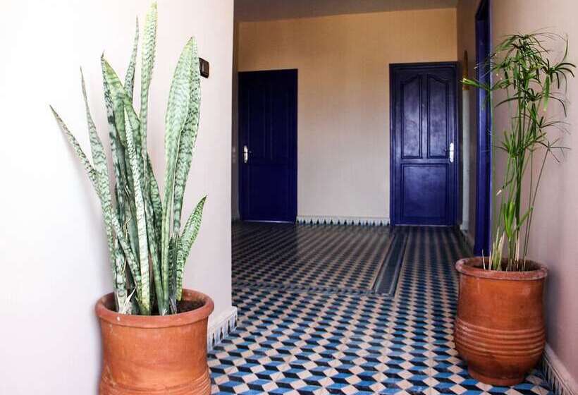 پانسیون Dar Iziki