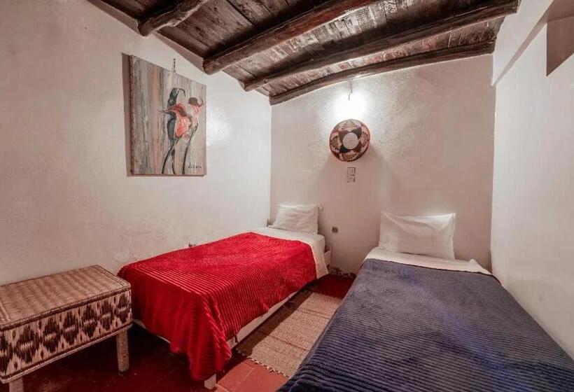 پانسیون Dar Iziki