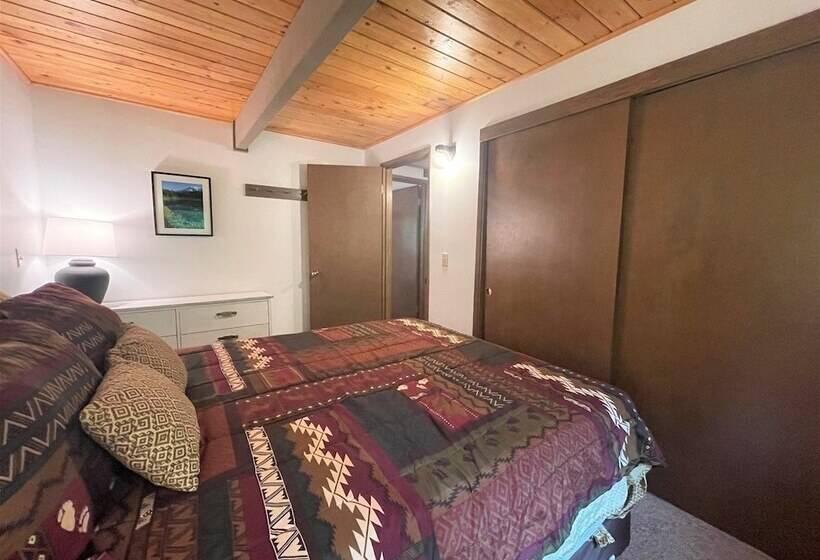 Rainier Retreat
