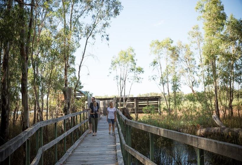 منتجع Big4 Deniliquin Holiday Park