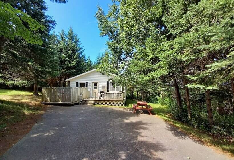 Anne S Windy Poplars Cottage Resort