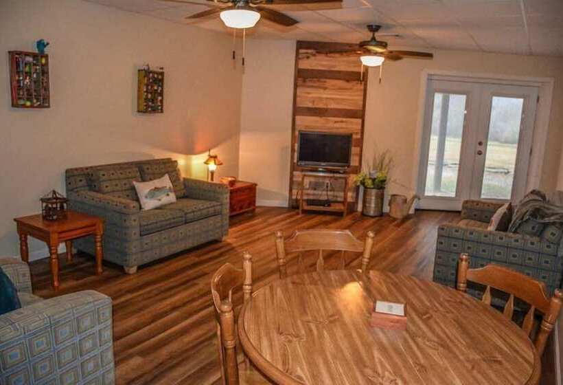 Beavers Mountain Escape