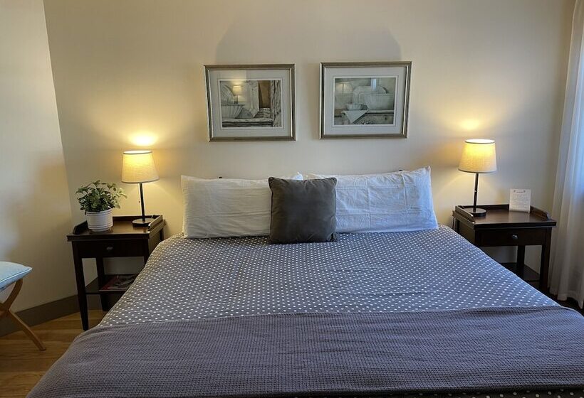 צימר Lareau Farm Inn