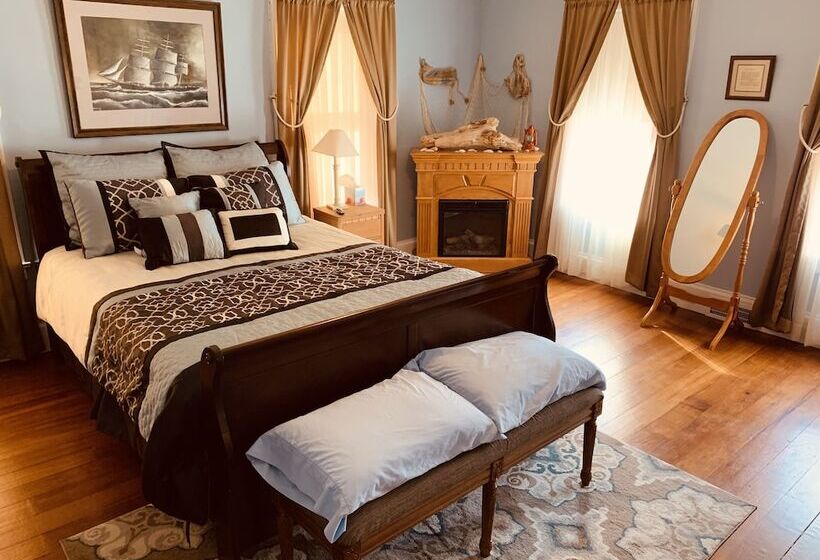 Centennial Inn Bed & Breakfast