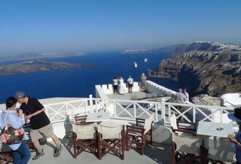 Evelina Beach Pension A Breath Away From The Black Beach Offer Plenty Of Accommodation Type To Suit