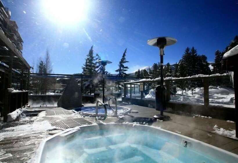 هتل 4 Bedroom Ski In, Ski Out Mountain Vacation Rental Located Next To Historic Main Street In Downtown