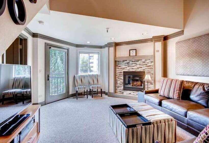 هتل 4 Bedroom Ski In, Ski Out Mountain Vacation Rental Located Next To Historic Main Street In Downtown
