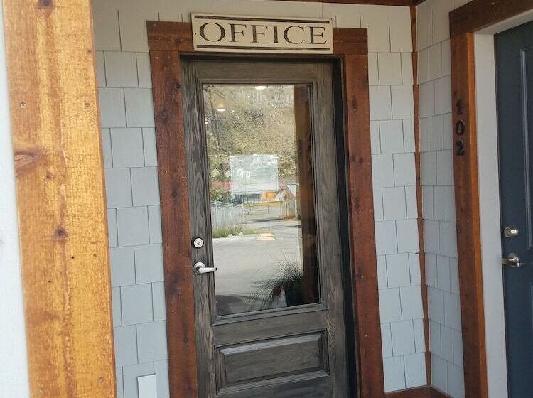 호텔 406 Lodge At Yellowstone