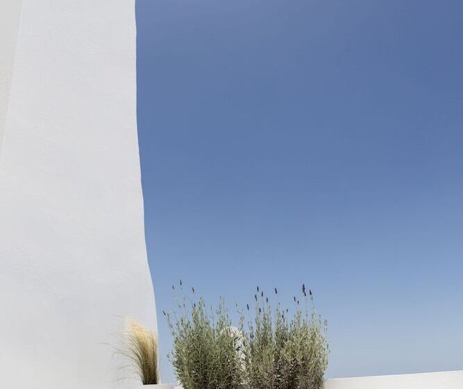 هتل Aesthesis Boutique Villas Fira