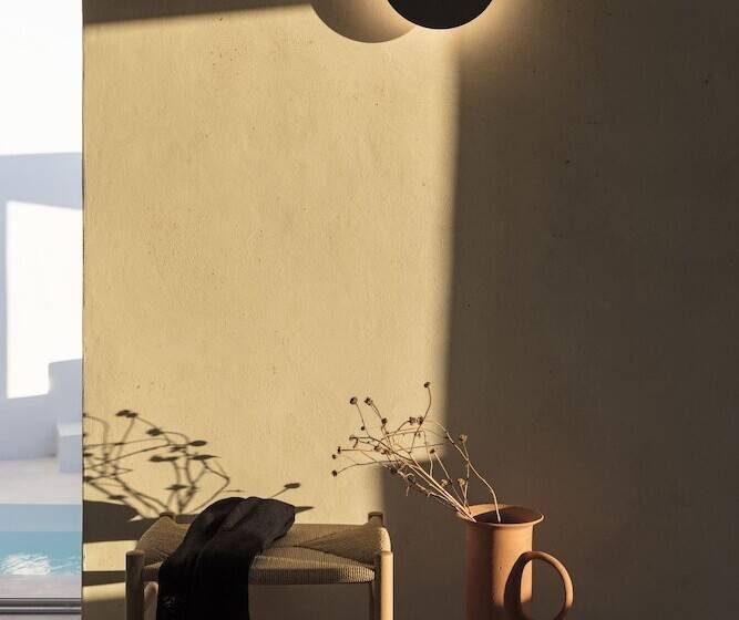 هتل Aesthesis Boutique Villas Fira