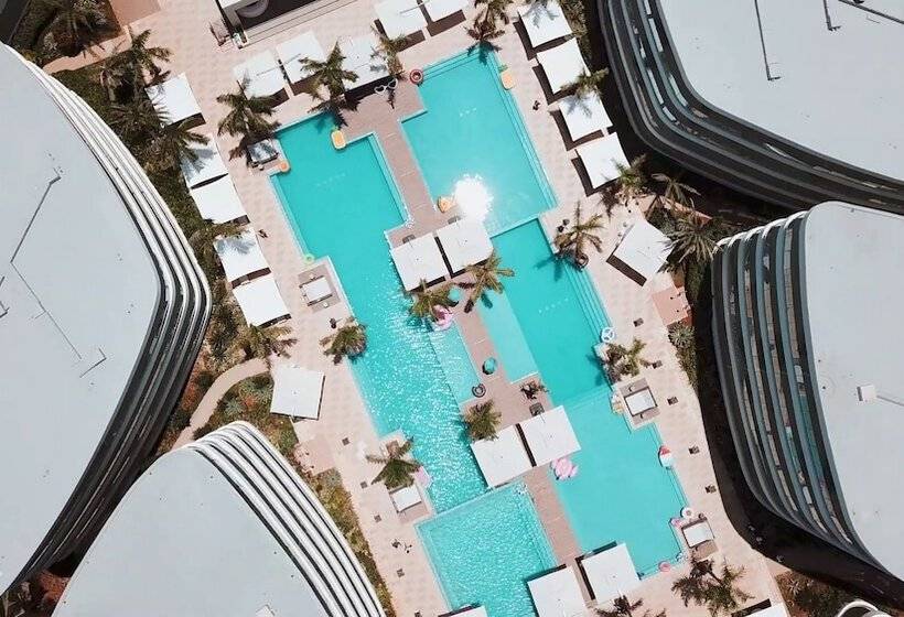 בית מלון כפרי Aira Boracay