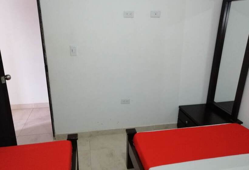 هتل El Balcón De La Villa