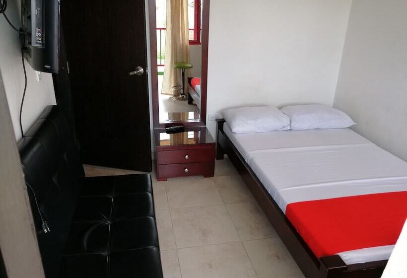 هتل El Balcón De La Villa