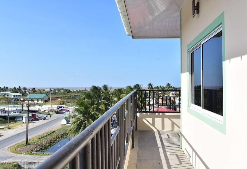 هتل Caribbean Inn