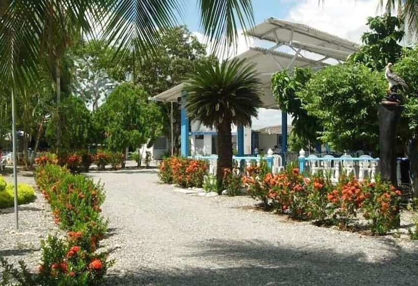 هتل Centro Vacacional Maria Dayana