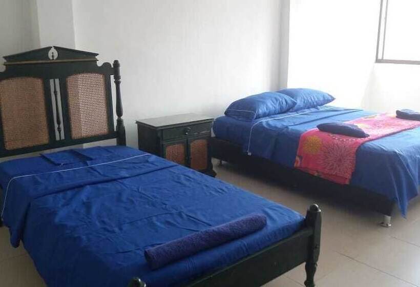 هتل Corales Del Mar