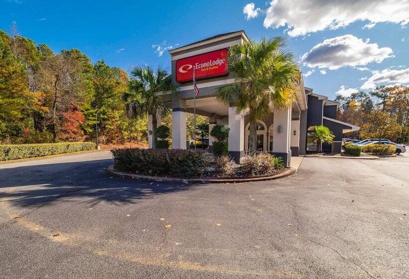 فندق Econo Lodge Inn & Suites