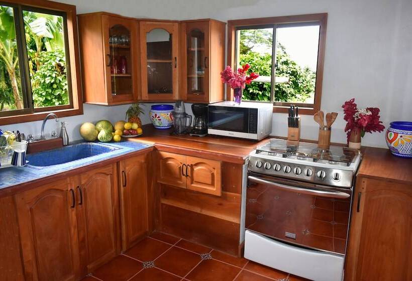 هتل Finca Ometepe