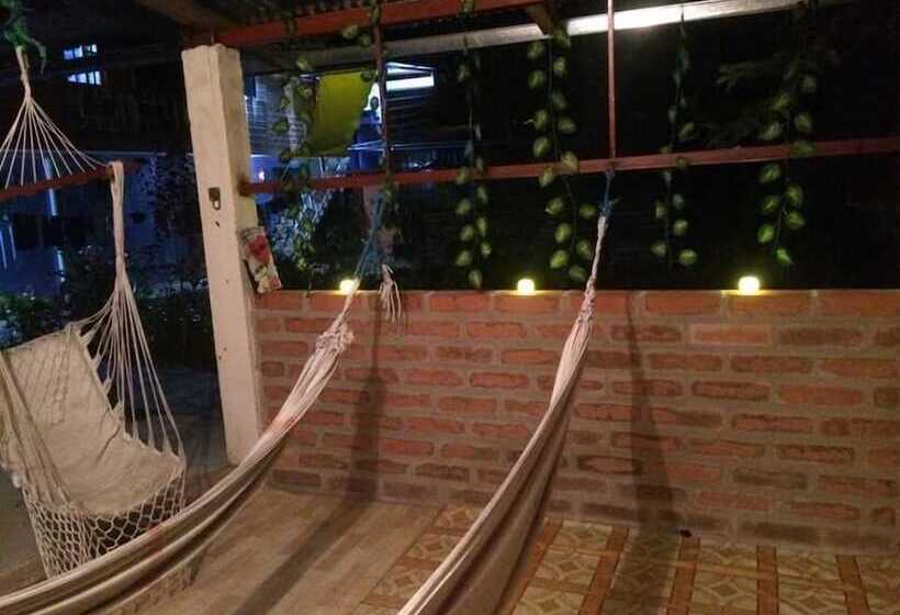 فندق Hospedaje Familiar Valentina