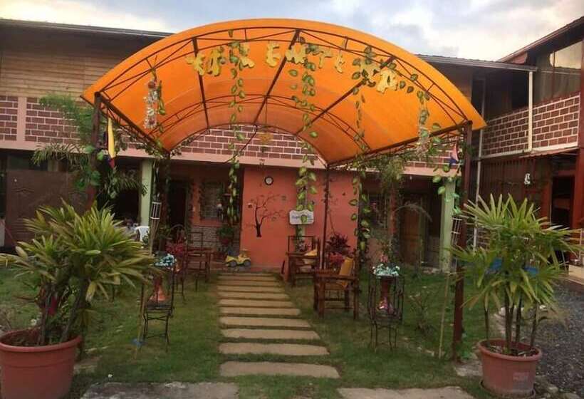 فندق Hospedaje Familiar Valentina