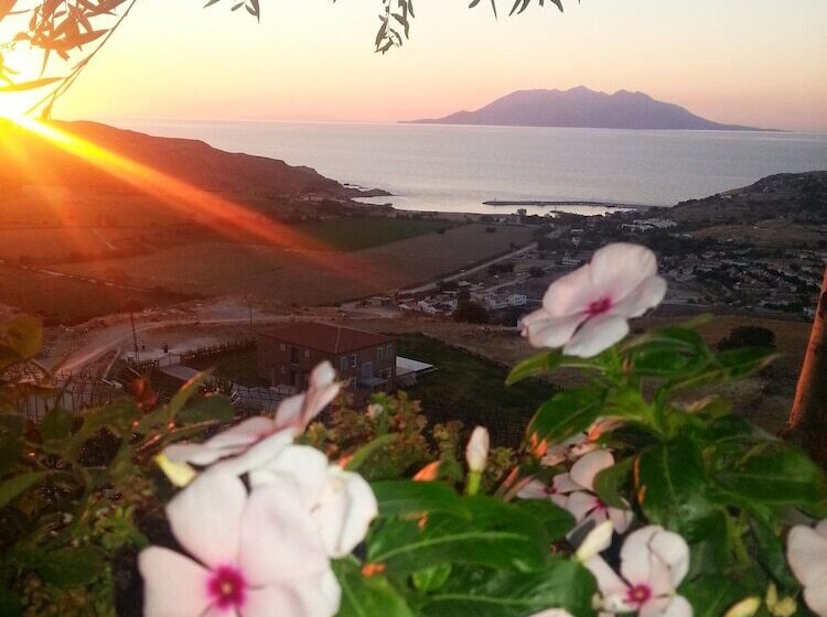 هتل Imbros