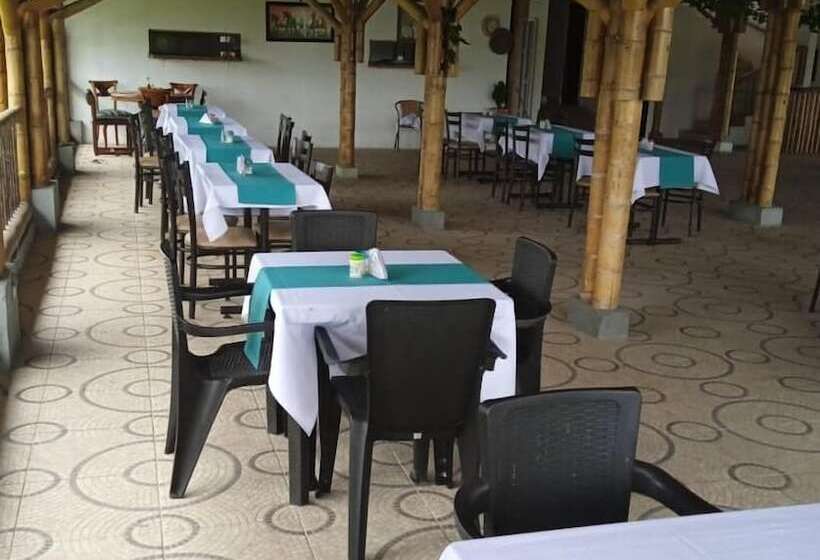 هتل Puerta Del Café