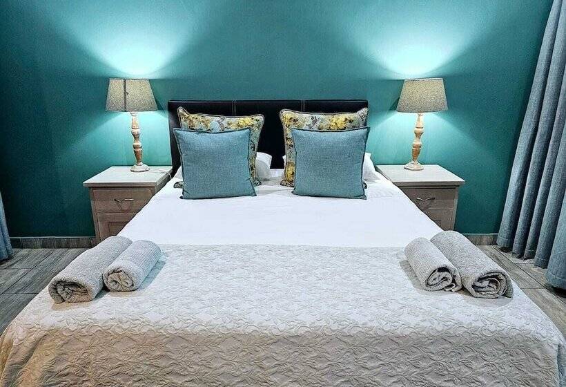 פנסיון 2 Owls Guesthouse