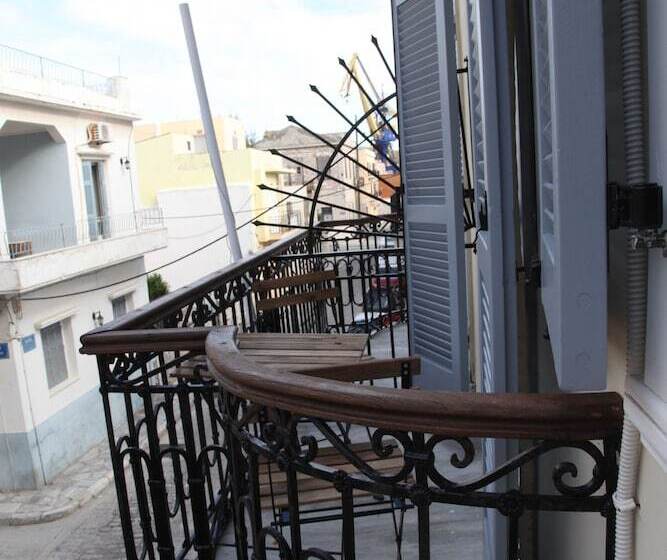 پانسیون Fiera Guesthouse