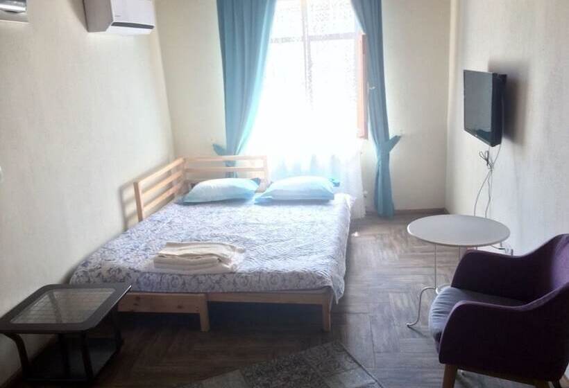 پانسیون Tas Suite Konukevi