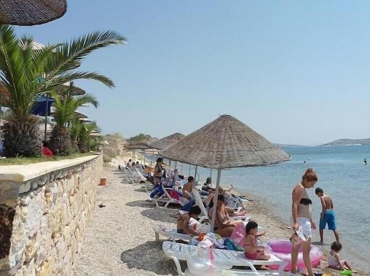 Teras Motel