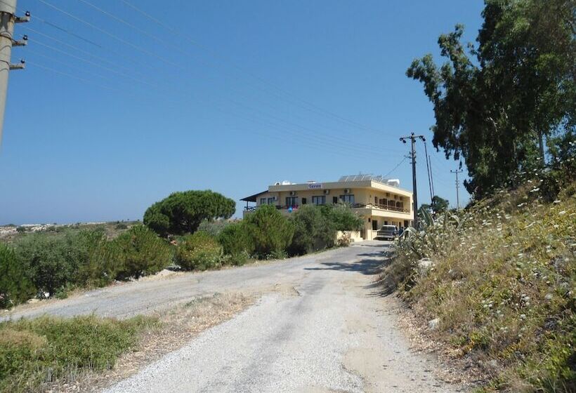 Teras Motel