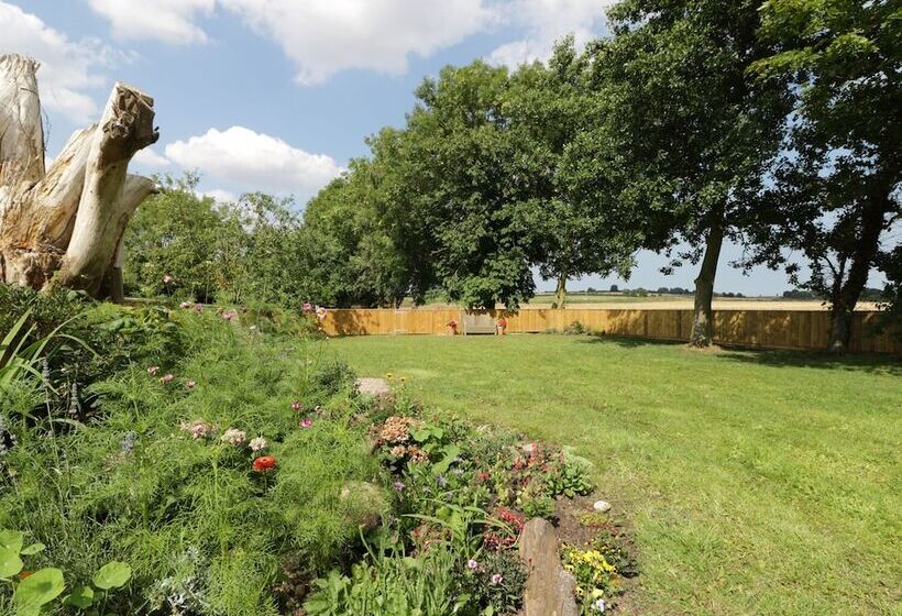 2 Moor Farm Cottages